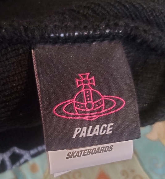 Palace x Vivienne Westwood Collaboration Beanie AUTHENTICATED - Picture 2 of 4